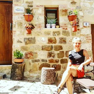 Affittacamere Versoest Casa Vacanze, Petralia Soprana