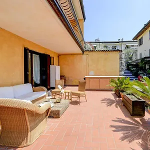 Prestige Affittacamere Sirmione